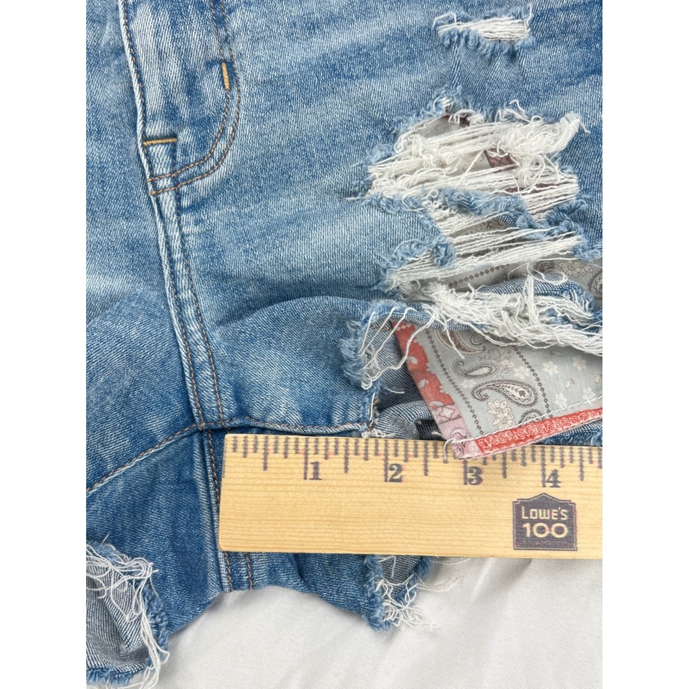 American Eagle Hi-Rise Distressed Paisley Bandana festival Streetwear boho short - Picture 7 of 7